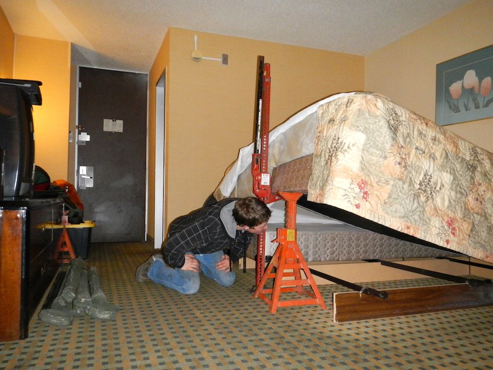 storing 5 gallon buckets under bed Survivalist Forum